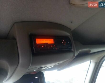 Білий Рено Мастєр, об'ємом двигуна 2.3 л та пробігом 375 тис. км за 13000 $, фото 19 на Automoto.ua
