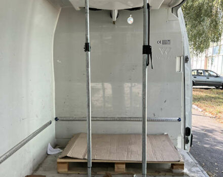 Белый Рено Мастер, объемом двигателя 2.3 л и пробегом 418 тыс. км за 13000 $, фото 12 на Automoto.ua