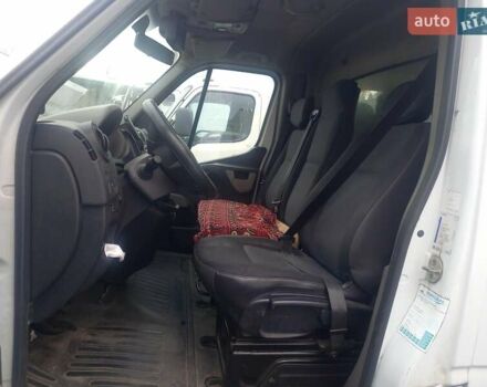 Білий Рено Мастєр, об'ємом двигуна 2.3 л та пробігом 375 тис. км за 13000 $, фото 12 на Automoto.ua