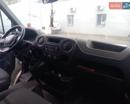 Білий Рено Мастєр, об'ємом двигуна 2.3 л та пробігом 389 тис. км за 8000 $, фото 13 на Automoto.ua