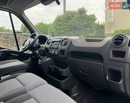 Білий Рено Мастєр, об'ємом двигуна 2.3 л та пробігом 278 тис. км за 17500 $, фото 25 на Automoto.ua