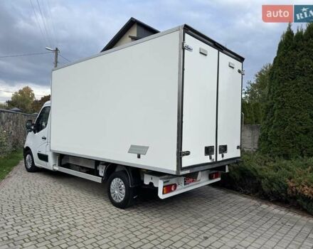 Белый Рено Мастер, объемом двигателя 2.3 л и пробегом 297 тыс. км за 15800 $, фото 20 на Automoto.ua