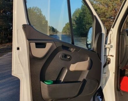 Білий Рено Мастєр, об'ємом двигуна 2.3 л та пробігом 359 тис. км за 19800 $, фото 29 на Automoto.ua