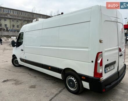 Белый Рено Мастер, объемом двигателя 2.3 л и пробегом 398 тыс. км за 15000 $, фото 3 на Automoto.ua