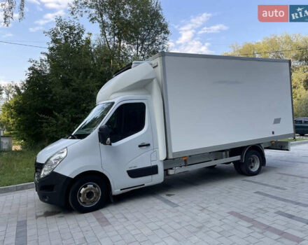 Білий Рено Мастєр, об'ємом двигуна 2.3 л та пробігом 383 тис. км за 19888 $, фото 4 на Automoto.ua
