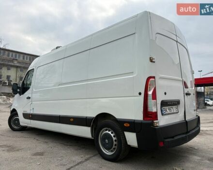 Белый Рено Мастер, объемом двигателя 2.3 л и пробегом 398 тыс. км за 15000 $, фото 4 на Automoto.ua
