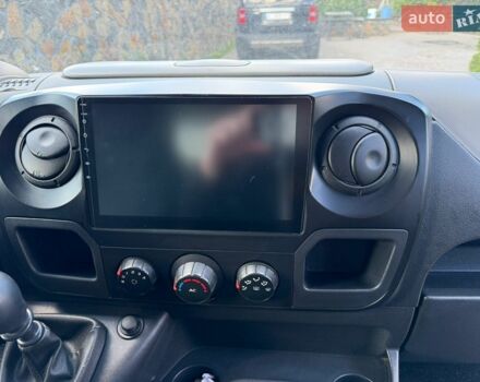 Белый Рено Мастер, объемом двигателя 2.3 л и пробегом 298 тыс. км за 18500 $, фото 52 на Automoto.ua