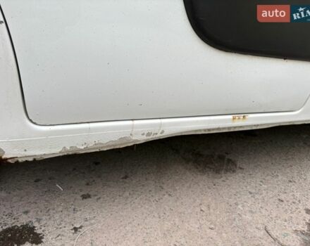Белый Рено Мастер, объемом двигателя 2.3 л и пробегом 398 тыс. км за 15000 $, фото 14 на Automoto.ua