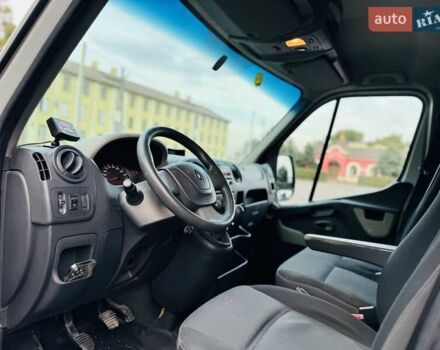 Белый Рено Мастер, объемом двигателя 2.3 л и пробегом 225 тыс. км за 12950 $, фото 16 на Automoto.ua