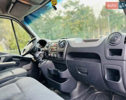 Білий Рено Мастєр, об'ємом двигуна 2.3 л та пробігом 225 тис. км за 16500 $, фото 12 на Automoto.ua
