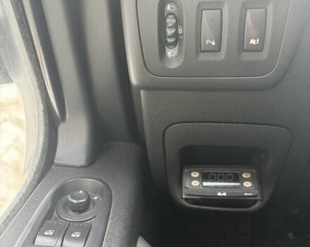 Белый Рено Мастер, объемом двигателя 2.3 л и пробегом 350 тыс. км за 14500 $, фото 11 на Automoto.ua