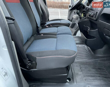 Білий Рено Мастєр, об'ємом двигуна 2.3 л та пробігом 388 тис. км за 21800 $, фото 37 на Automoto.ua