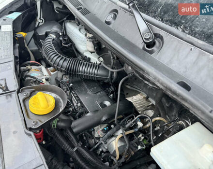 Білий Рено Мастєр, об'ємом двигуна 2.3 л та пробігом 301 тис. км за 17500 $, фото 52 на Automoto.ua