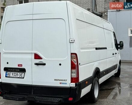 Белый Рено Мастер, объемом двигателя 2.3 л и пробегом 300 тыс. км за 18200 $, фото 3 на Automoto.ua