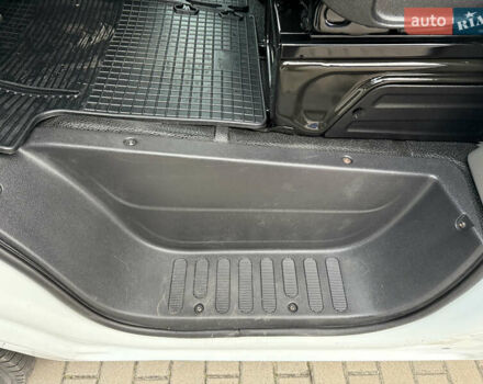 Рено Мастер 2015 в Дубно на Automoto.ua Белый Рено Мастер, объемом двигателя 0 л и пробегом 288 тыс. км за 17700 $, фото 29 на Automoto.ua