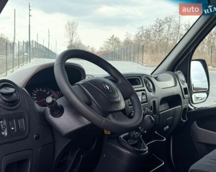 Белый Рено Мастер, объемом двигателя 2.3 л и пробегом 170 тыс. км за 16900 $, фото 12 на Automoto.ua