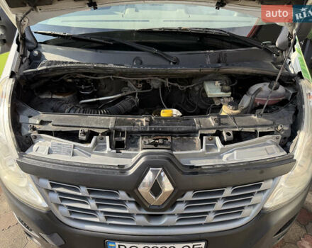 Белый Рено Мастер, объемом двигателя 2.3 л и пробегом 420 тыс. км за 13200 $, фото 28 на Automoto.ua