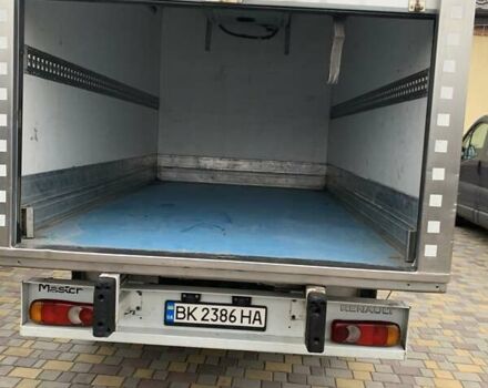 Белый Рено Мастер, объемом двигателя 2.3 л и пробегом 380 тыс. км за 16500 $, фото 3 на Automoto.ua