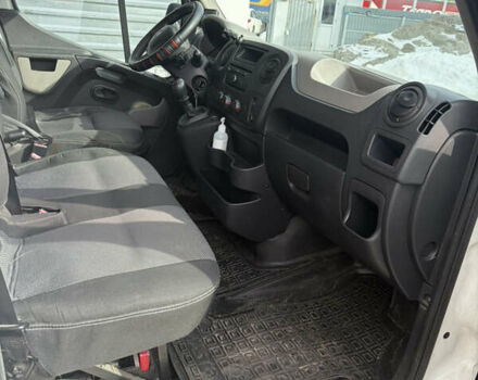 Белый Рено Мастер, объемом двигателя 2.3 л и пробегом 350 тыс. км за 14500 $, фото 5 на Automoto.ua