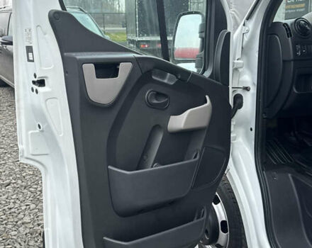 Белый Рено Мастер, объемом двигателя 2.3 л и пробегом 225 тыс. км за 23300 $, фото 26 на Automoto.ua