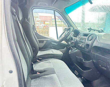 Белый Рено Мастер, объемом двигателя 2.3 л и пробегом 252 тыс. км за 14500 $, фото 13 на Automoto.ua