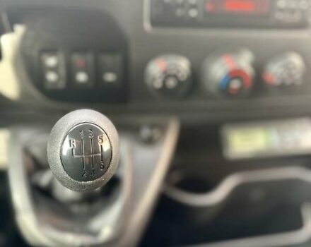 Белый Рено Мастер, объемом двигателя 2.3 л и пробегом 296 тыс. км за 18750 $, фото 36 на Automoto.ua