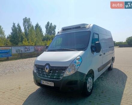 Белый Рено Мастер, объемом двигателя 2.3 л и пробегом 370 тыс. км за 15000 $, фото 1 на Automoto.ua