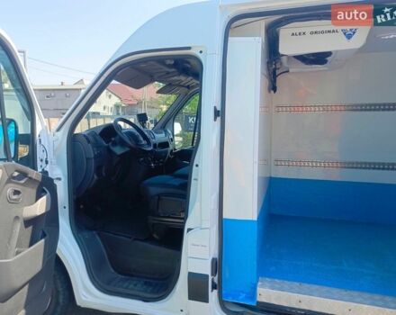 Белый Рено Мастер, объемом двигателя 2.3 л и пробегом 370 тыс. км за 15000 $, фото 6 на Automoto.ua