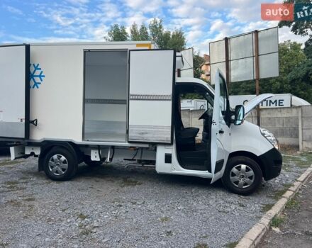 Белый Рено Мастер, объемом двигателя 2.3 л и пробегом 235 тыс. км за 18900 $, фото 24 на Automoto.ua