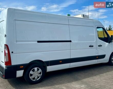 Белый Рено Мастер, объемом двигателя 2.3 л и пробегом 296 тыс. км за 18750 $, фото 5 на Automoto.ua