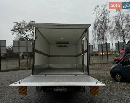 Белый Рено Мастер, объемом двигателя 0 л и пробегом 235 тыс. км за 19900 $, фото 31 на Automoto.ua