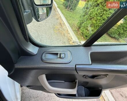 Белый Рено Мастер, объемом двигателя 2.3 л и пробегом 220 тыс. км за 17600 $, фото 44 на Automoto.ua