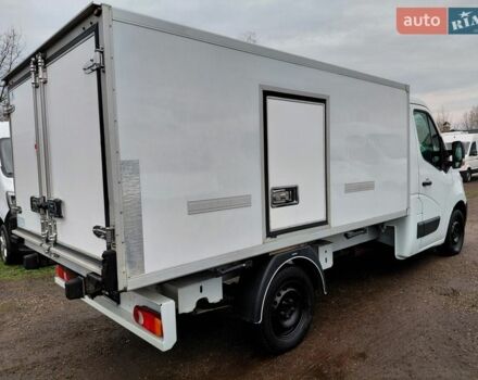 Белый Рено Мастер, объемом двигателя 2.3 л и пробегом 263 тыс. км за 14600 $, фото 1 на Automoto.ua