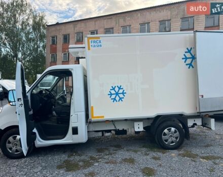 Белый Рено Мастер, объемом двигателя 2.3 л и пробегом 235 тыс. км за 18900 $, фото 31 на Automoto.ua