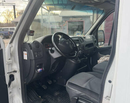 Белый Рено Мастер, объемом двигателя 2.3 л и пробегом 450 тыс. км за 20000 $, фото 13 на Automoto.ua