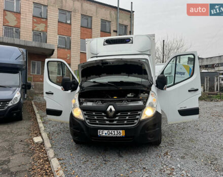 Белый Рено Мастер, объемом двигателя 0 л и пробегом 235 тыс. км за 19900 $, фото 3 на Automoto.ua