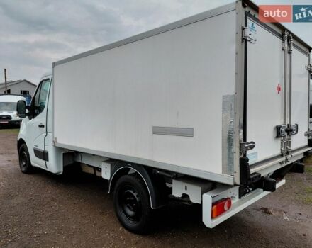 Белый Рено Мастер, объемом двигателя 2.3 л и пробегом 263 тыс. км за 13900 $, фото 7 на Automoto.ua