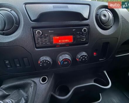 Белый Рено Мастер, объемом двигателя 2.3 л и пробегом 212 тыс. км за 17600 $, фото 42 на Automoto.ua