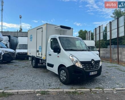 Белый Рено Мастер, объемом двигателя 2.3 л и пробегом 235 тыс. км за 18900 $, фото 3 на Automoto.ua