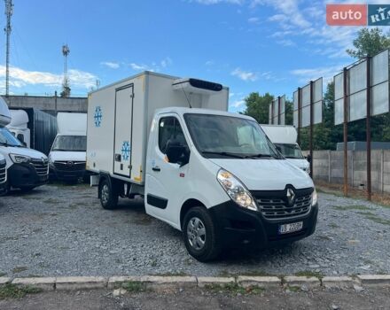 Белый Рено Мастер, объемом двигателя 2.3 л и пробегом 235 тыс. км за 18900 $, фото 2 на Automoto.ua