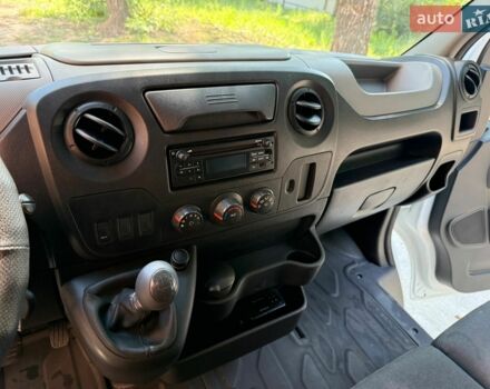 Белый Рено Мастер, объемом двигателя 2.3 л и пробегом 337 тыс. км за 13600 $, фото 18 на Automoto.ua