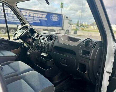 Білий Рено Мастєр, об'ємом двигуна 2.3 л та пробігом 296 тис. км за 18750 $, фото 32 на Automoto.ua