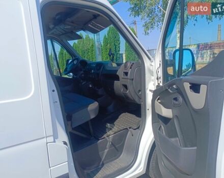 Белый Рено Мастер, объемом двигателя 2.3 л и пробегом 370 тыс. км за 15000 $, фото 7 на Automoto.ua
