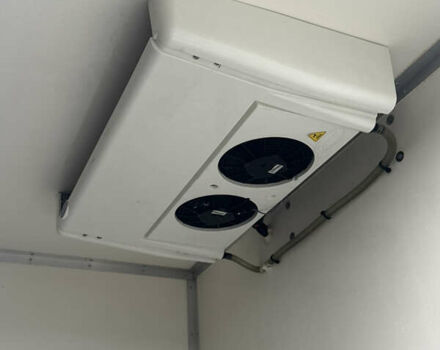 Белый Рено Мастер, объемом двигателя 2.3 л и пробегом 225 тыс. км за 23300 $, фото 7 на Automoto.ua