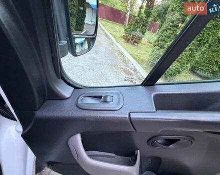 Белый Рено Мастер, объемом двигателя 2.3 л и пробегом 212 тыс. км за 17600 $, фото 52 на Automoto.ua