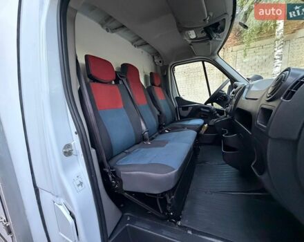 Белый Рено Мастер, объемом двигателя 2.3 л и пробегом 212 тыс. км за 17600 $, фото 55 на Automoto.ua