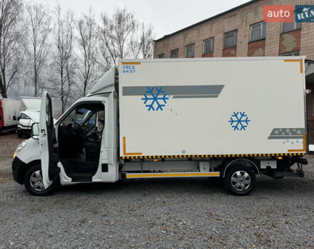 Белый Рено Мастер, объемом двигателя 0 л и пробегом 235 тыс. км за 19900 $, фото 9 на Automoto.ua