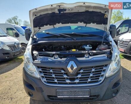 Белый Рено Мастер, объемом двигателя 2.3 л и пробегом 263 тыс. км за 13900 $, фото 11 на Automoto.ua