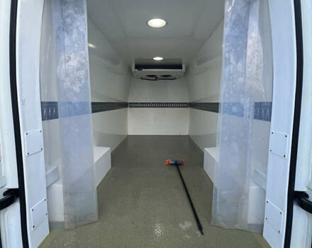 Білий Рено Мастєр, об'ємом двигуна 2.3 л та пробігом 250 тис. км за 19500 $, фото 6 на Automoto.ua