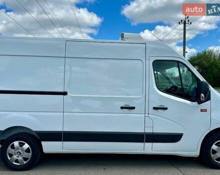 Белый Рено Мастер, объемом двигателя 2.3 л и пробегом 307 тыс. км за 18850 $, фото 6 на Automoto.ua